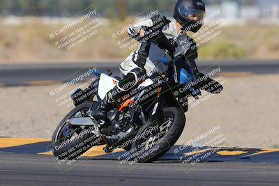 media/Nov-06-2023-Moto Forza (Mon) [[ce023d0744]]/4-Beginner Group/Session 3 (Turn 16)/